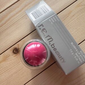 r.e.m. beauty matinee eclipse / Matinee shade